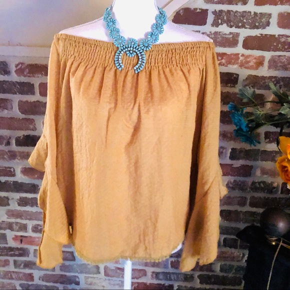 Boho Off The Shoulder Bell sleeve blouse - Picture 7 of 7
